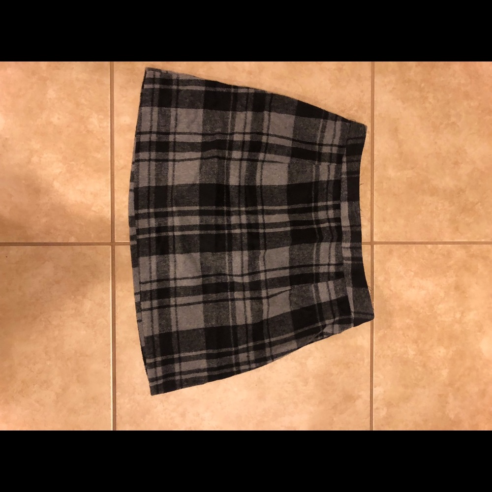 Plaid mini skirt